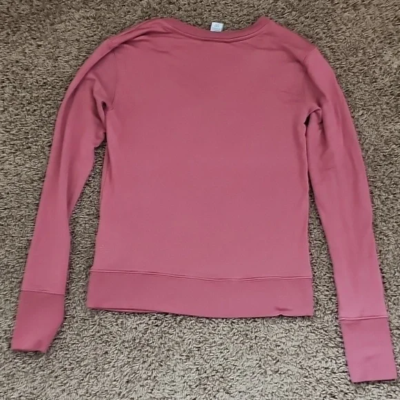 Athleta Women's Long Sleeve V-Neck Top - Rose - Picture 4 of 4